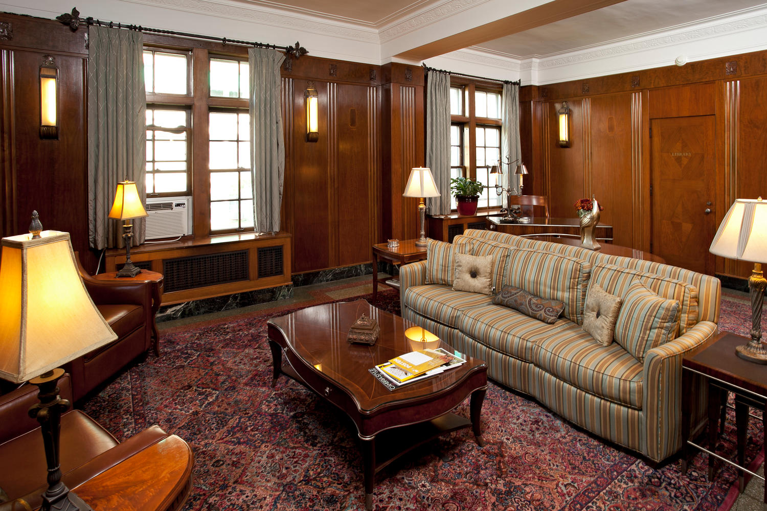 photos — 2615 Park Avenue